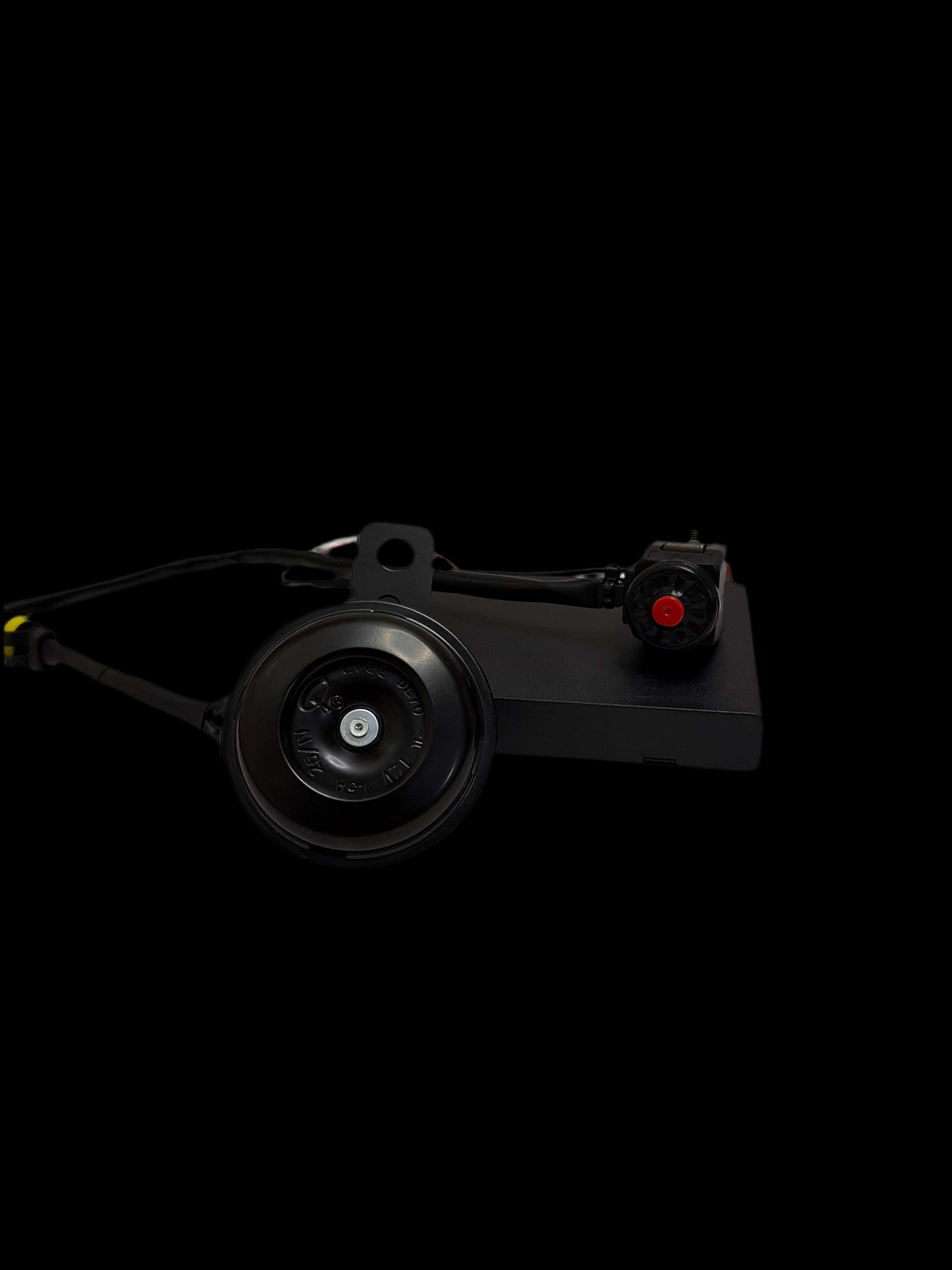 Battery powered horn for all bikes